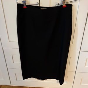 Black Burberry Pencil skirt with vent at back in Size 6